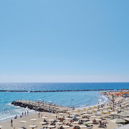 Appartamento Casa delle Rondini Santo Stefano al Mare Esterno foto